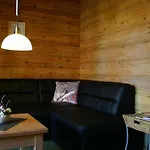 Gemuetliches Blockhaus In Waldrandlage Mit Sauna By Interhome Apartamento