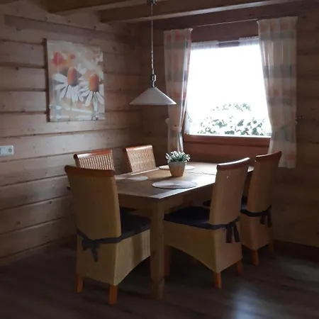 アパート Gemuetliches Blockhaus In Waldrandlage Mit Sauna By Interhome