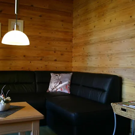 Gemuetliches Blockhaus In Waldrandlage Mit Sauna By Interhome アパート
